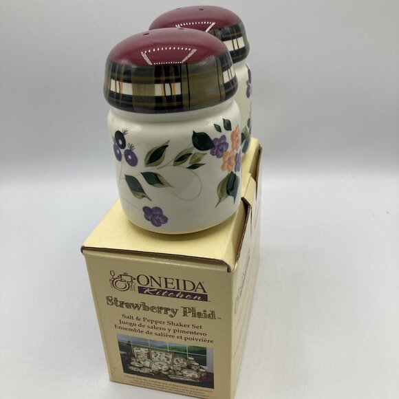 Oneida Strawberry Plaid Salt Pepper Shaker Set - Picture 2 of 5